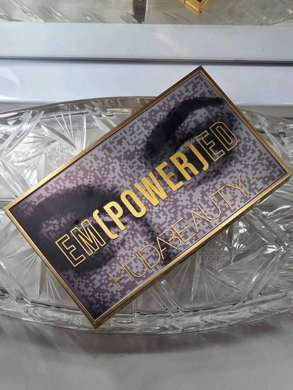 Huda Beauty Empowered Eyeshadow Palette